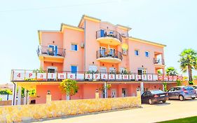 Apartments 4 Palme